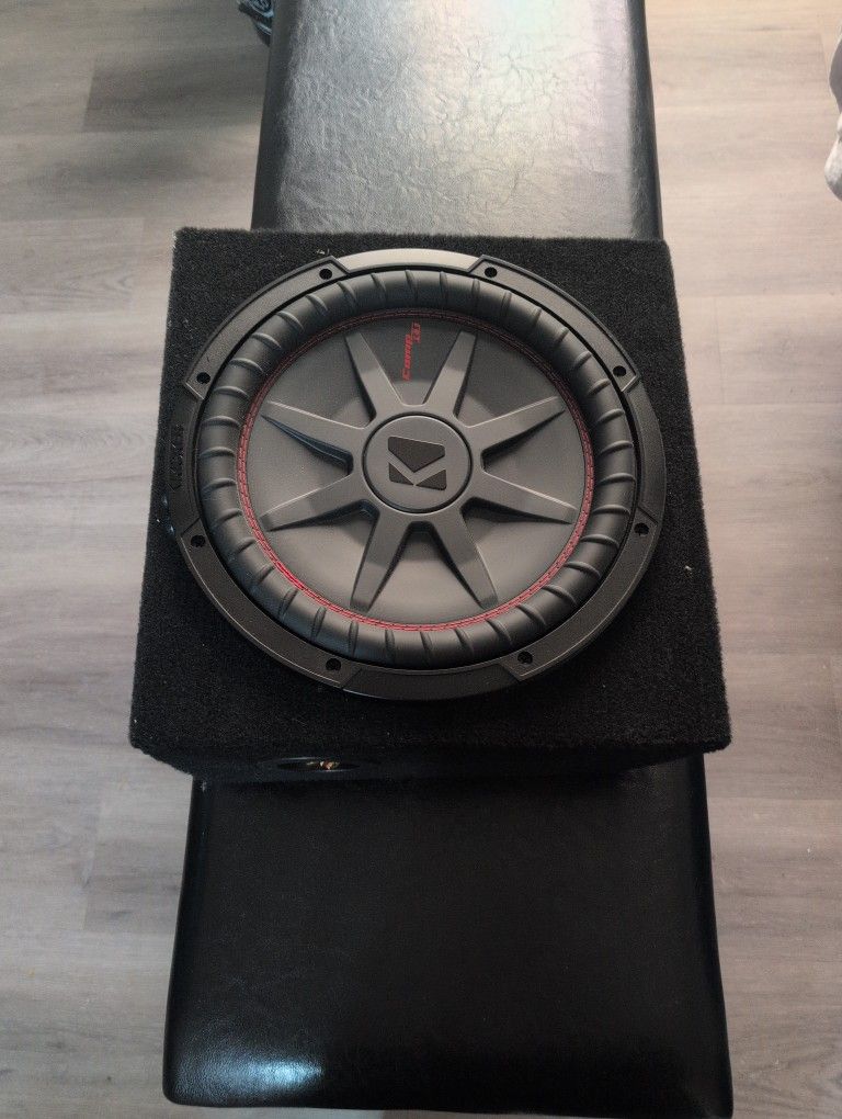 KICKER SuB Box Thin Red Comp Box