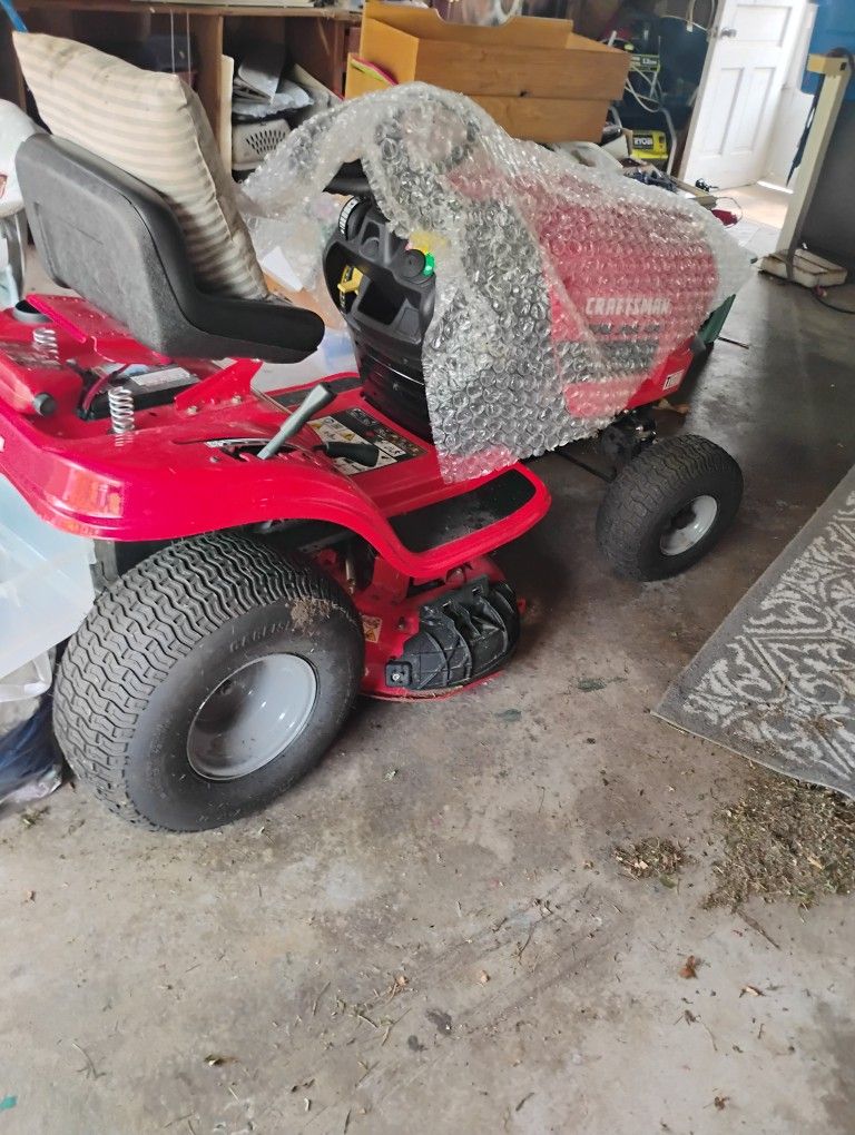 Tag Sale Sit Down Mower 1000