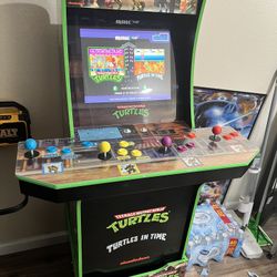 Teenage Mutant Ninja Turtles Arcade 1up Machine 