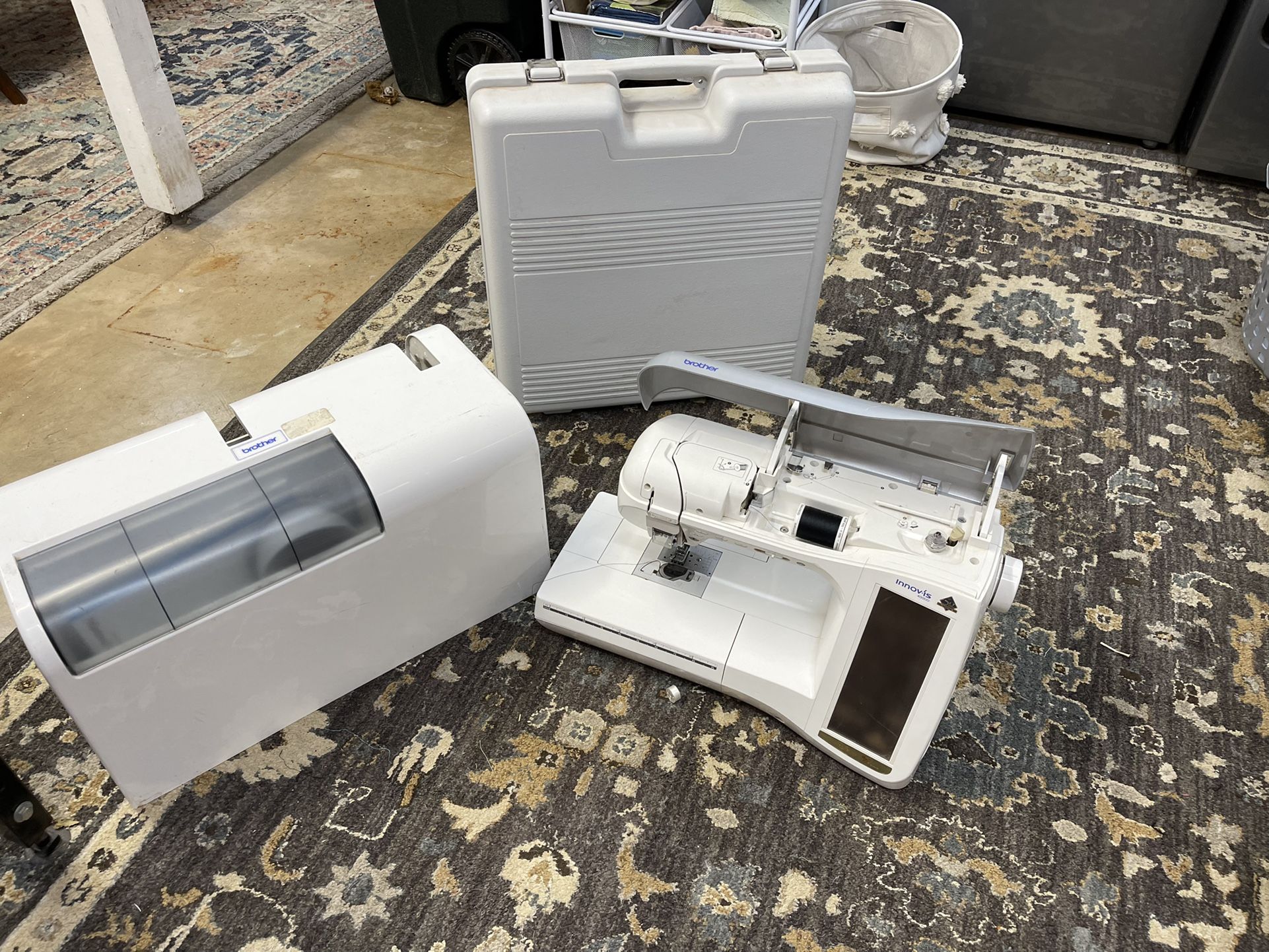Brother 4000D Embroidery Machine/ Sewing