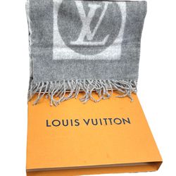 Louis Vuitton Cardiff Scarf/Large 