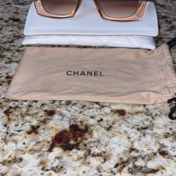 Sunglasses Chanel Brand New  $350 Used 1 Time 