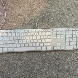 Apple Keyboard Wired