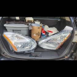 2010 Nissan ROUGE headlights