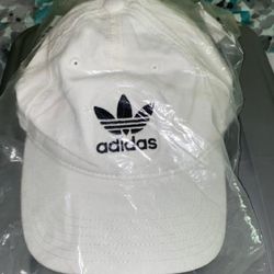 New Adidas Originals Relaxed Strap-Back Hat 