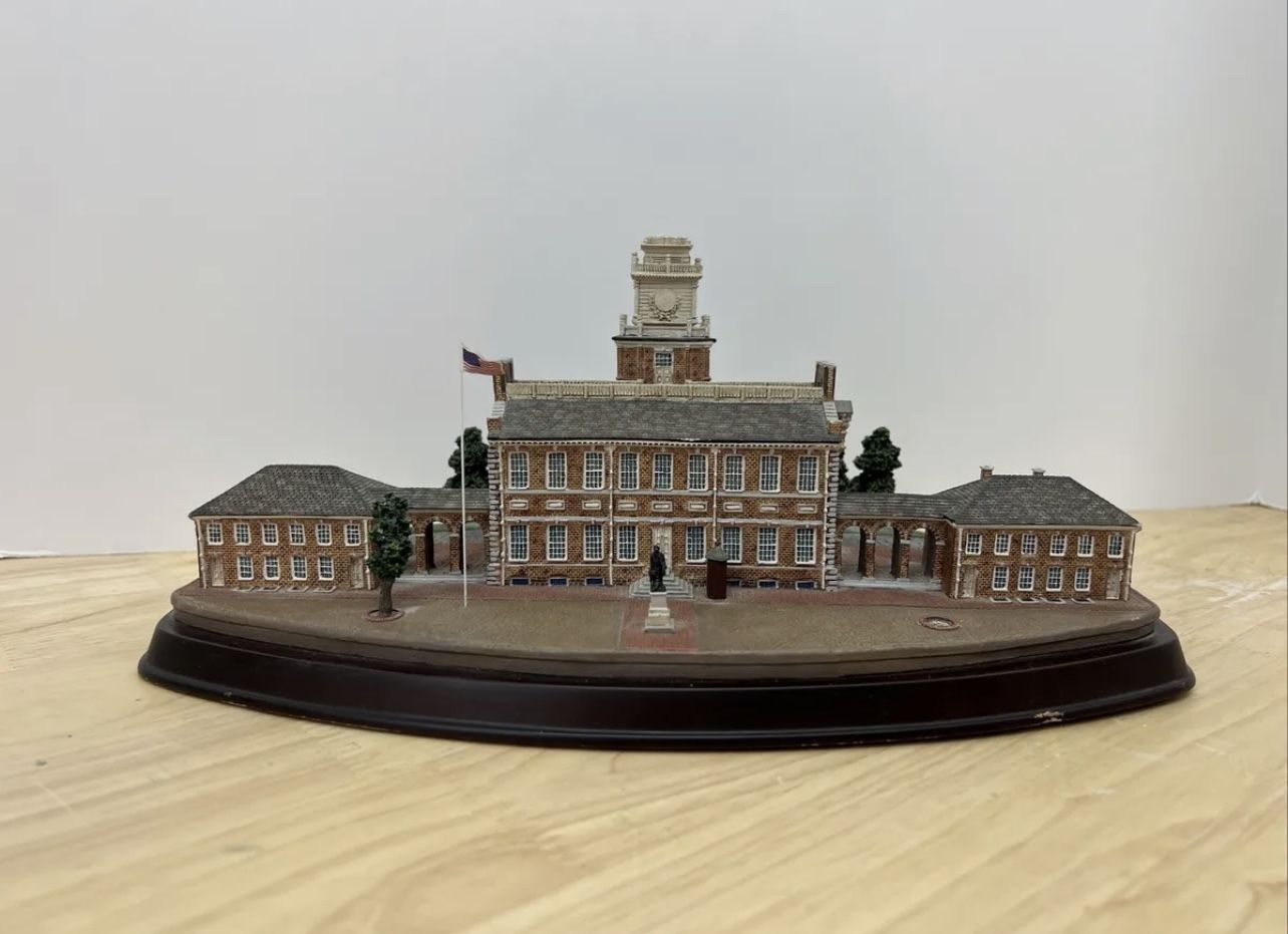 Danbury Mint Independence Hall Sculpture
