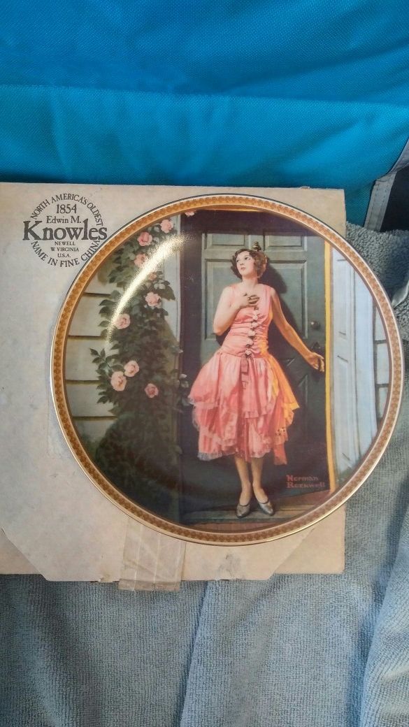 Collector plates. Numbered with certificates.