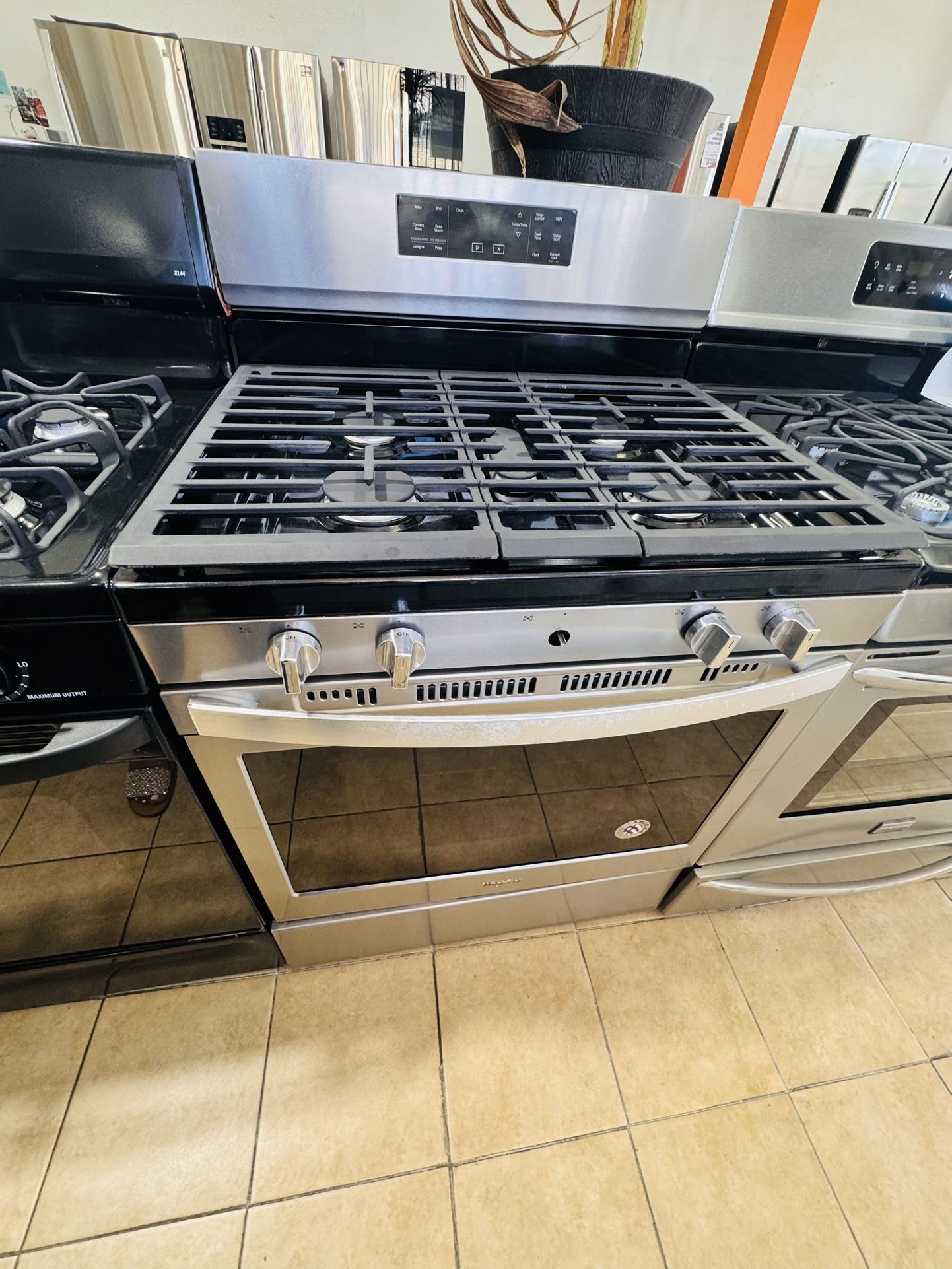 WHIRLPOOL STOVE