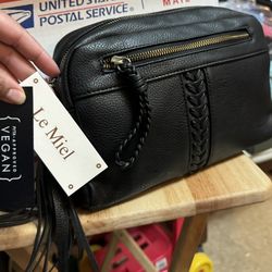 New Cross Body Purse With Tags