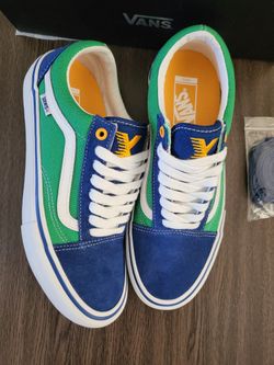 Vans X Sci Fi Fantasy Old Skool Pro Size 8