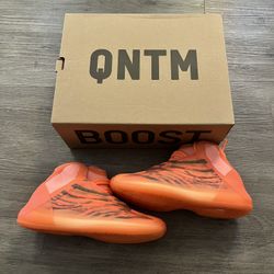 Brand New Yeezy Quantum ‘Hi-Res-Orange ‘ Size 4.5