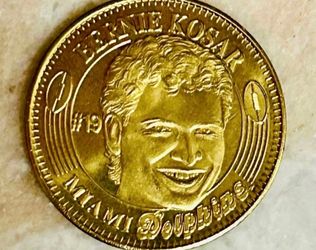 NFL 1996 Pinnacle Mint Dolphins Browns Bernie Kosar Collectible Rare Brass Coin
