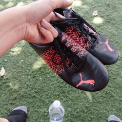 Puma Soccer Shoes 