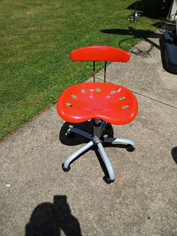 Task chair low back