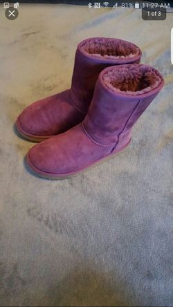 Uggs 4y