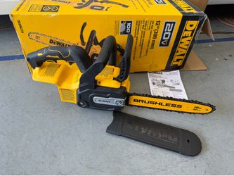 Dewalt 20V Brushless 12in Chainsaw *Tool Only