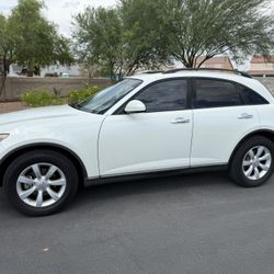2005 INFINITI FX35 AWD