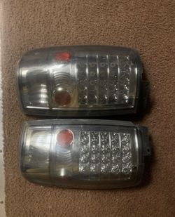 Taillights for Ford F-150 or expedition 1999-2002