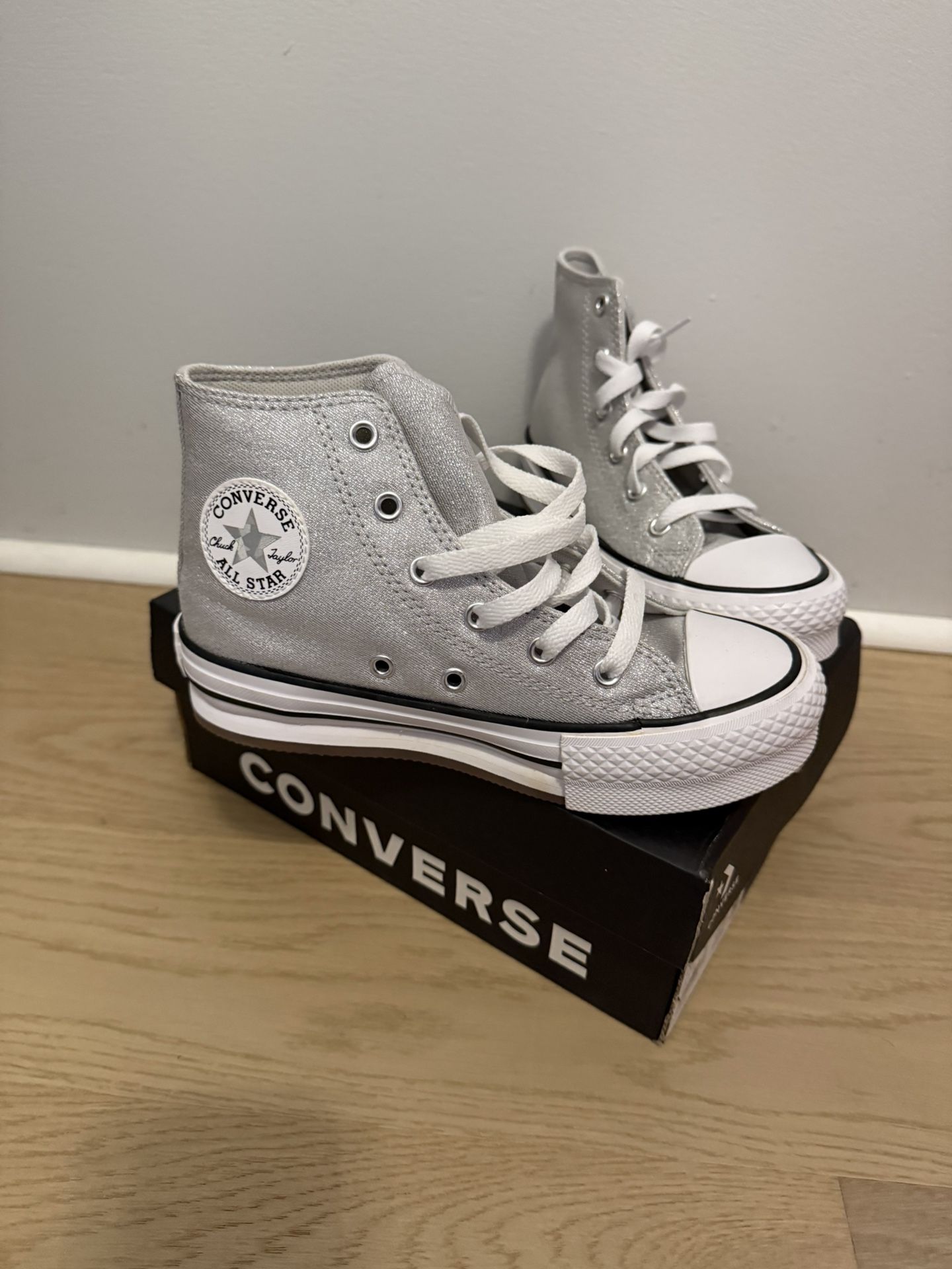 Converse Size 1