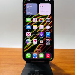 Iphone 14 128GB FULLY FUNCTIONAL. 
Deal price $375