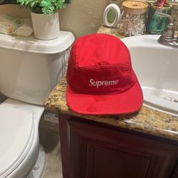 Supreme Hat 