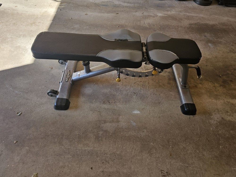 Tuff Stuff commerical CDM400 FID Deluxe Adjustable weight Bench