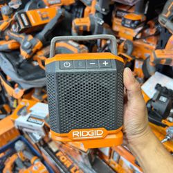 Ridgid 18 V Compact Bluetooth Speaker Tool Only