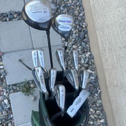 Mens Right Hand Golf Club Set