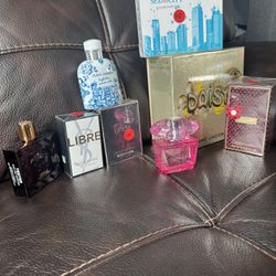 Perfumes Y Camisas Y Gorras 