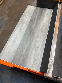 SKYLINE LOOP LVP FLOORING