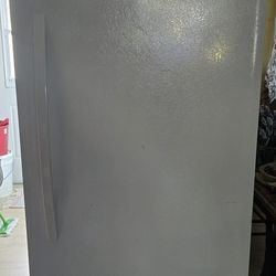 Kenmore Upright Freezer