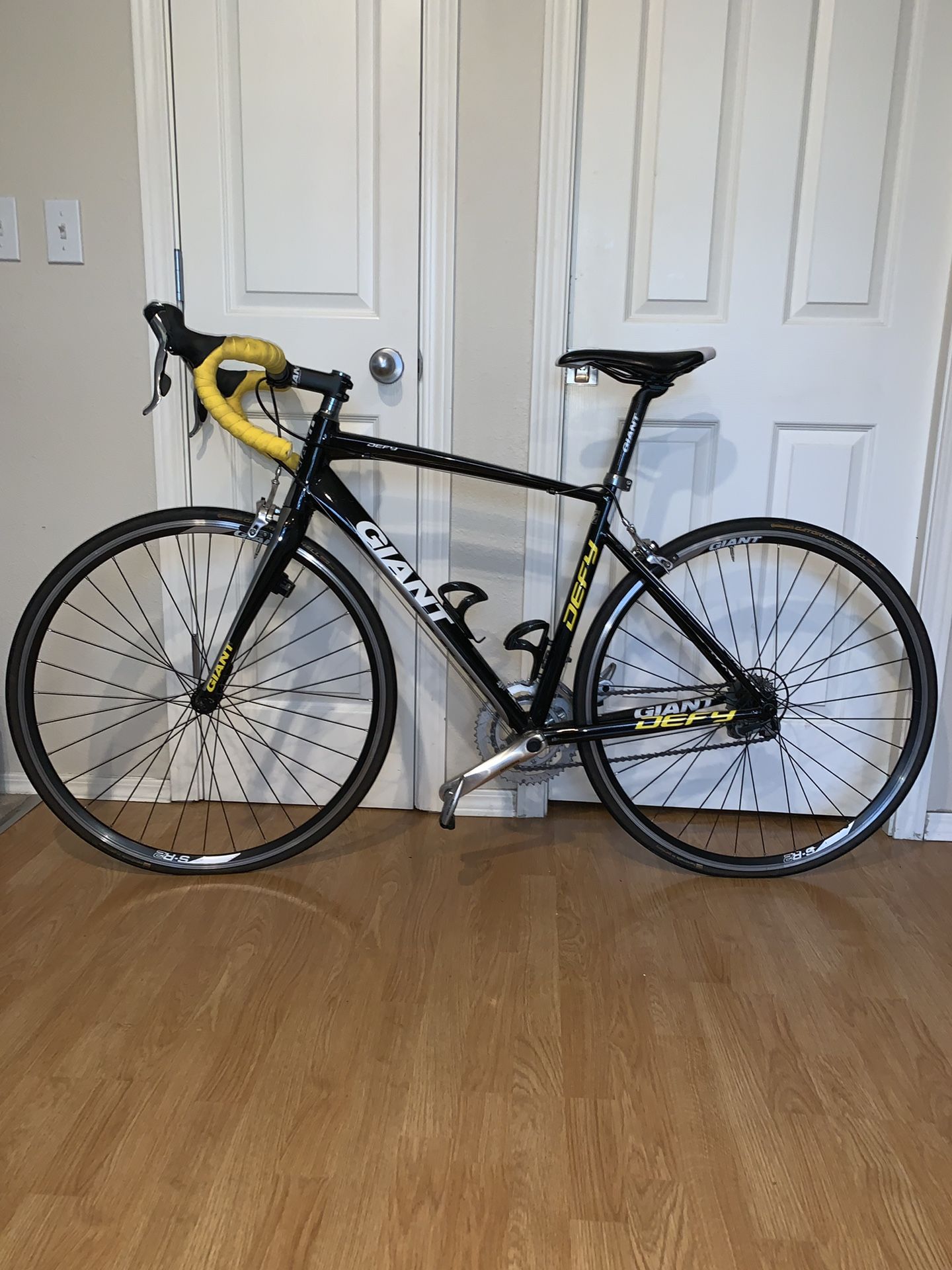 Giant Road Bike