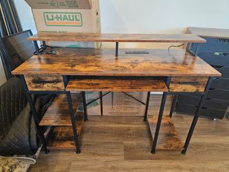 47" Computer desk with charging port