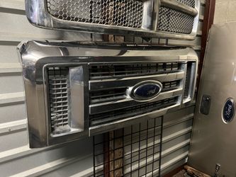 Ford Econoline Grille