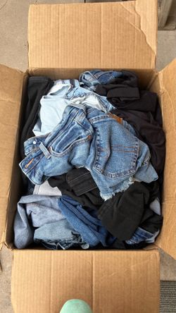 WOMENS JEANS
