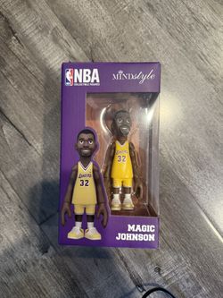 Mindstyle Los Angeles Lakers Magic Johnson 32 NBA Collectible Figure