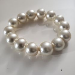 faux pearl stretch bracelet cottage granny southern