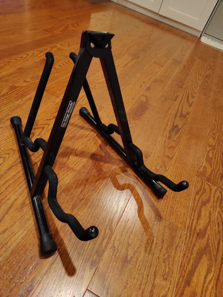 Guitar Stand