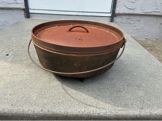 Vintage Lodge #14 Dutch Oven