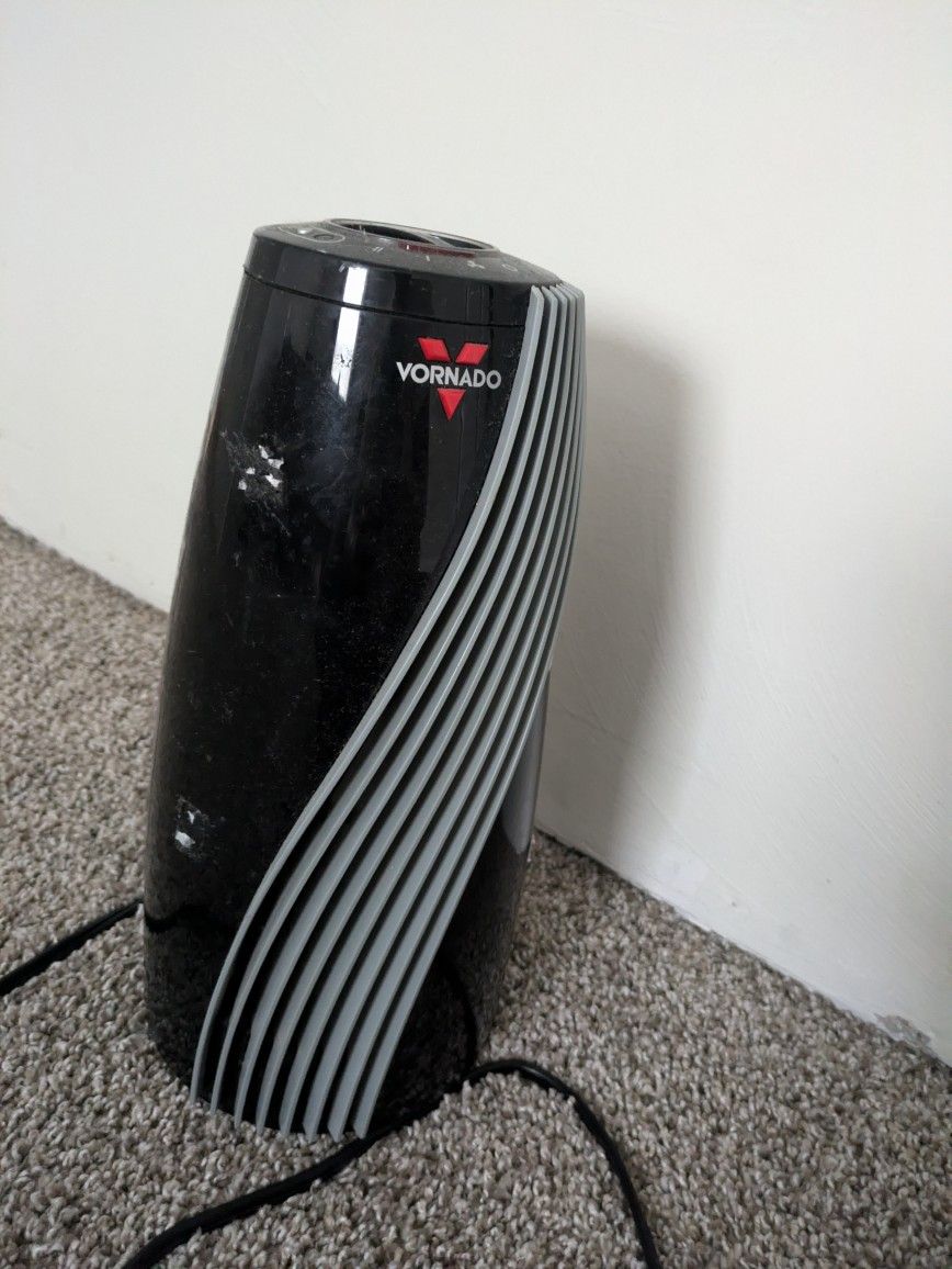 Portable room heater