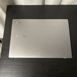 Samsung Galaxy Chromebook Go 14