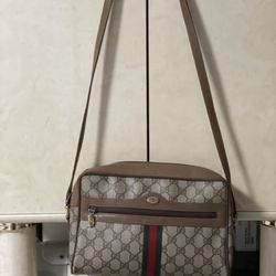 Vintage Gucci Bag $300