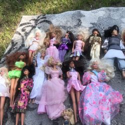 Barbie Lot 23 Dolls 