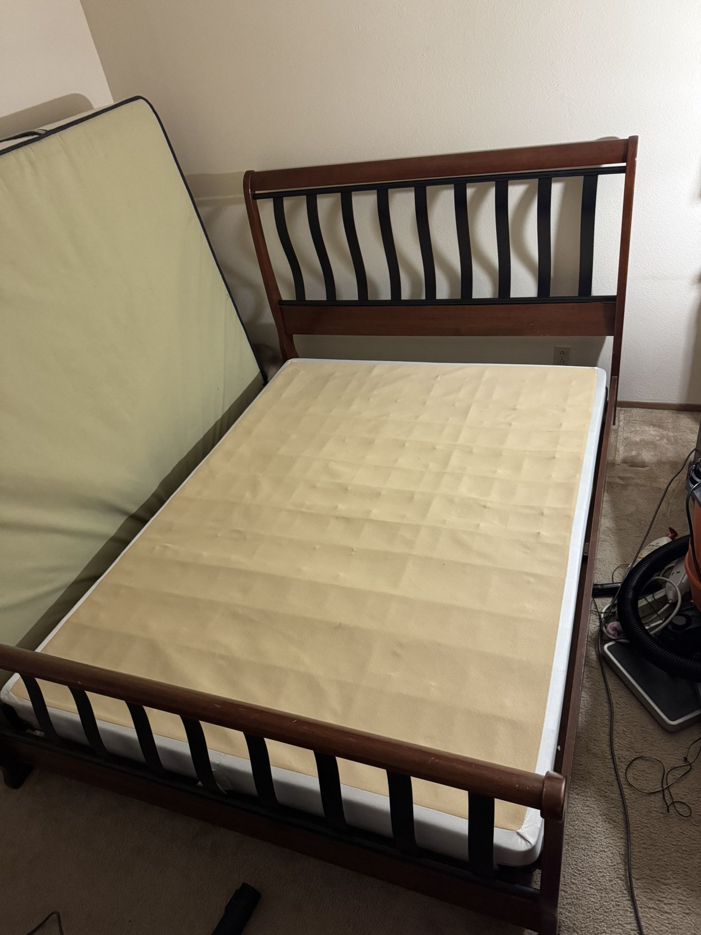 Free Queen Size Stearns & Foster Box Spring