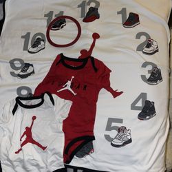 Jordan First year body suit and blanket set