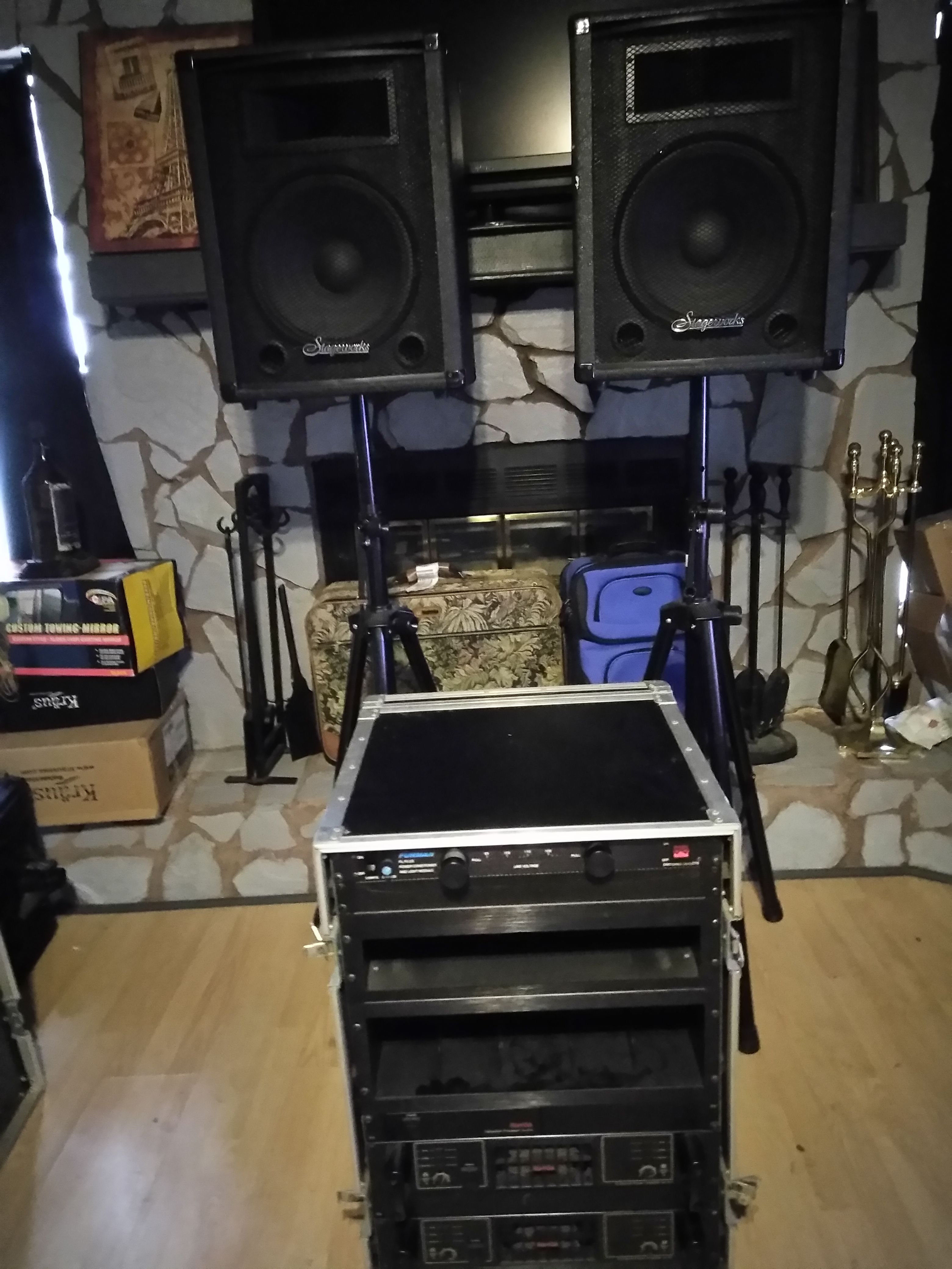 Professional PA monitors amps cases w/ stands ****great for DJ or PA system *****