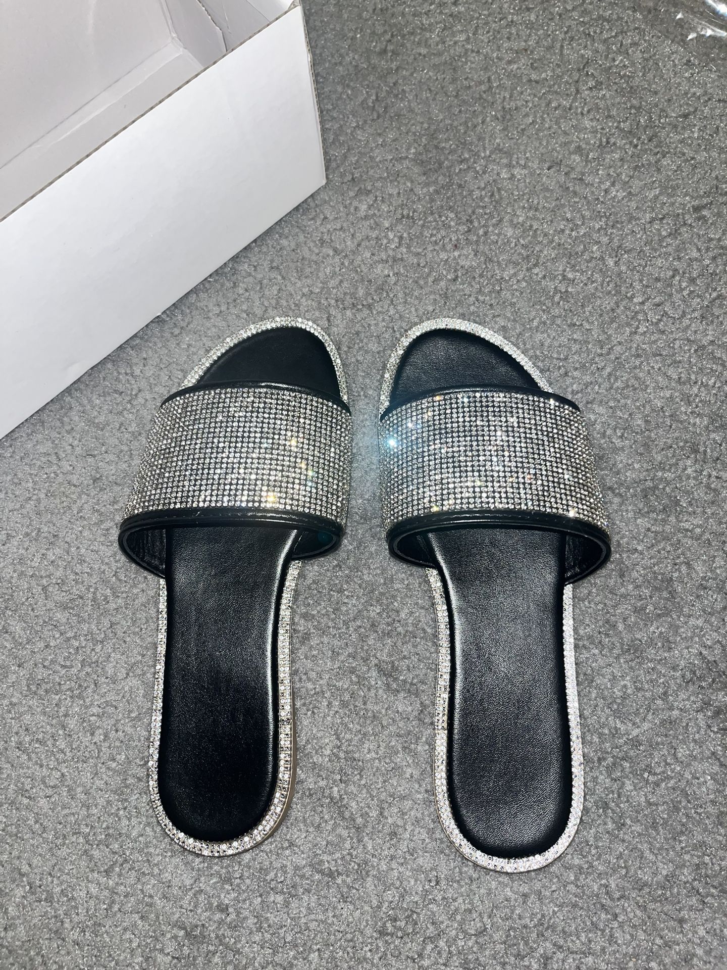 Women’s Black Rhinestone Sandals (6.5)