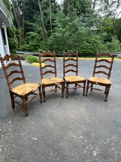 🪑 FREE Thomasville Ladder Back Chairs – Set of 4