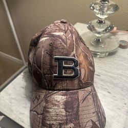 B Camouflaged Cap