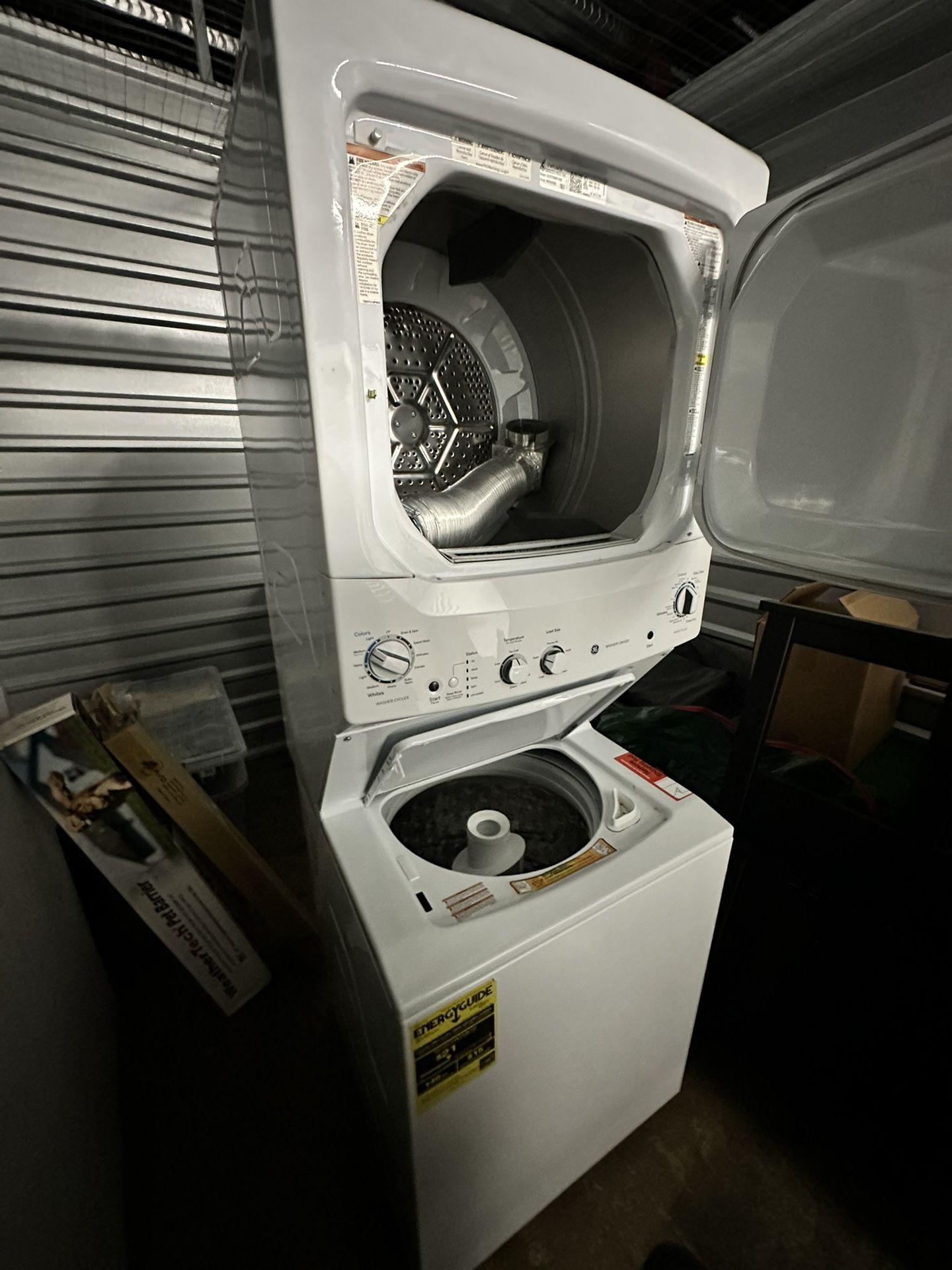 GE Stackable Washer & Dryer Unit – Excellent Condition – 1 Year of Use